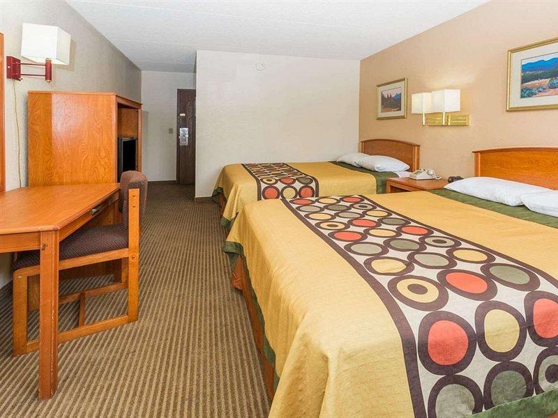 Super 8 By Wyndham Colo. Sprs. Garden Of The Gods Hotel Колорадо Спрингс Екстериор снимка