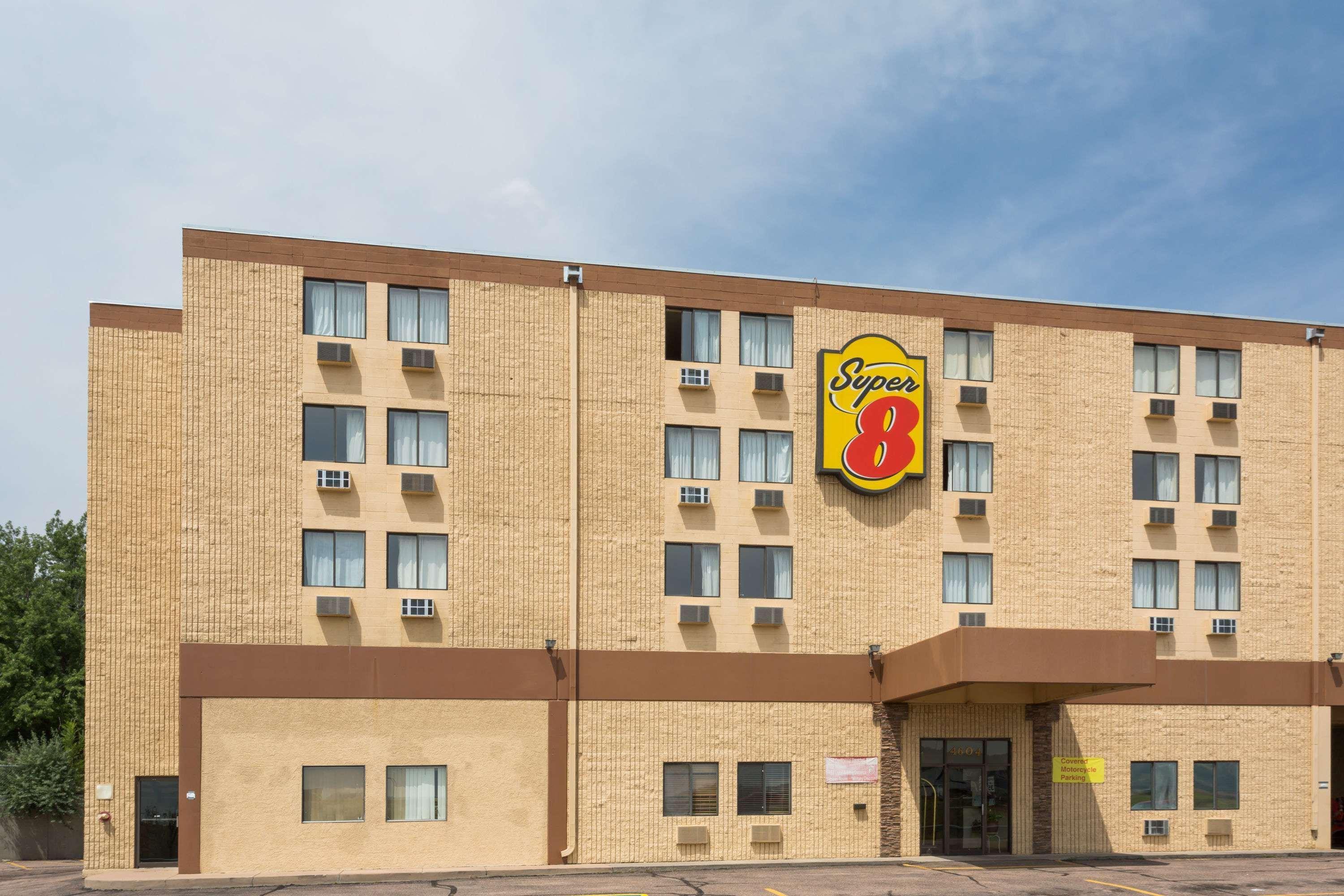 Super 8 By Wyndham Colo. Sprs. Garden Of The Gods Hotel Колорадо Спрингс Екстериор снимка